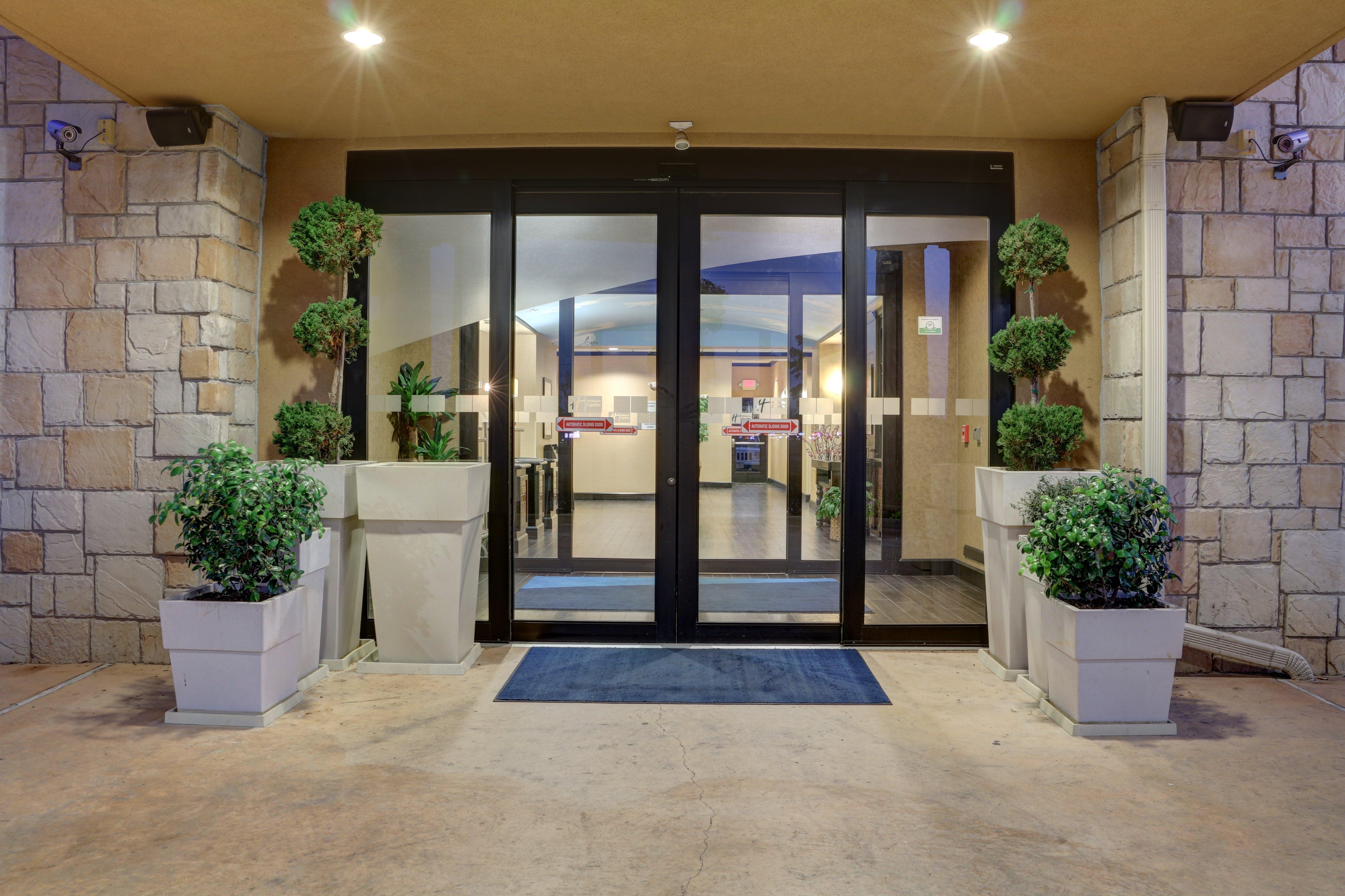 Holiday Inn Express Hotel & Suites Texarkana East By Ihg Exterior photo