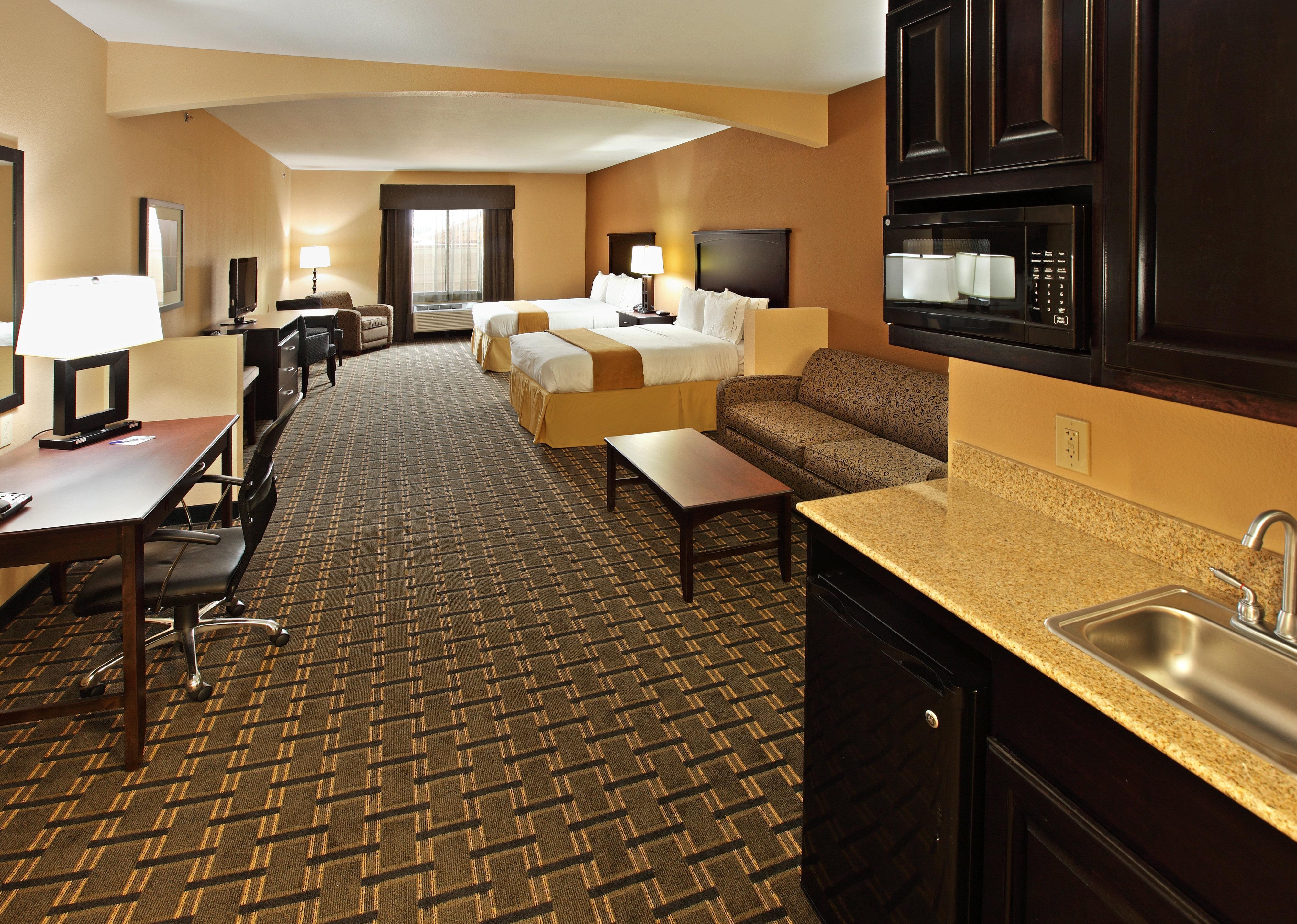 Holiday Inn Express Hotel & Suites Texarkana East By Ihg Exterior photo